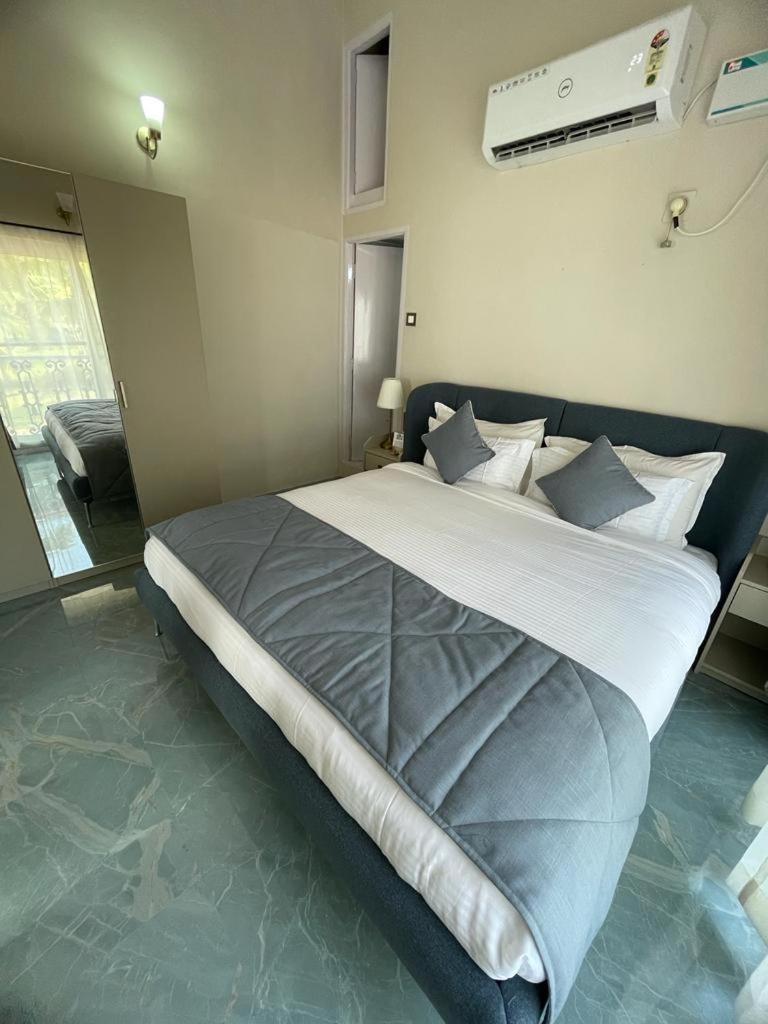 Joets Guesthouse บอกมาโล ภายนอก รูปภาพ